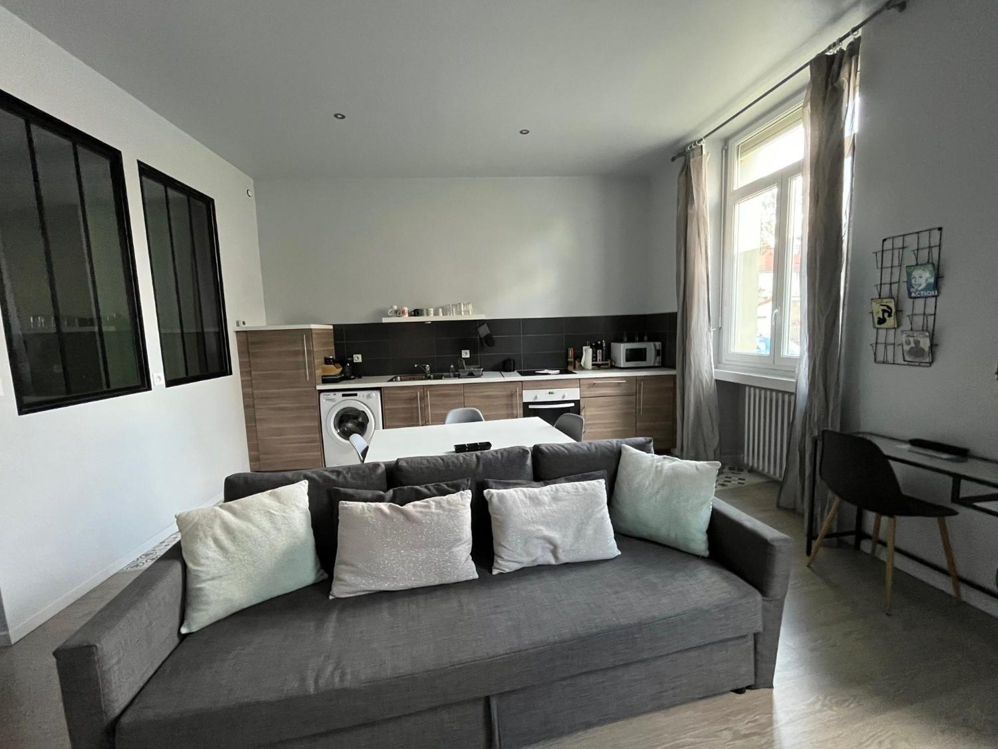 Immeuble La Doa Proche Chu Apartment Saint-Priest-en-Jarez Ngoại thất bức ảnh